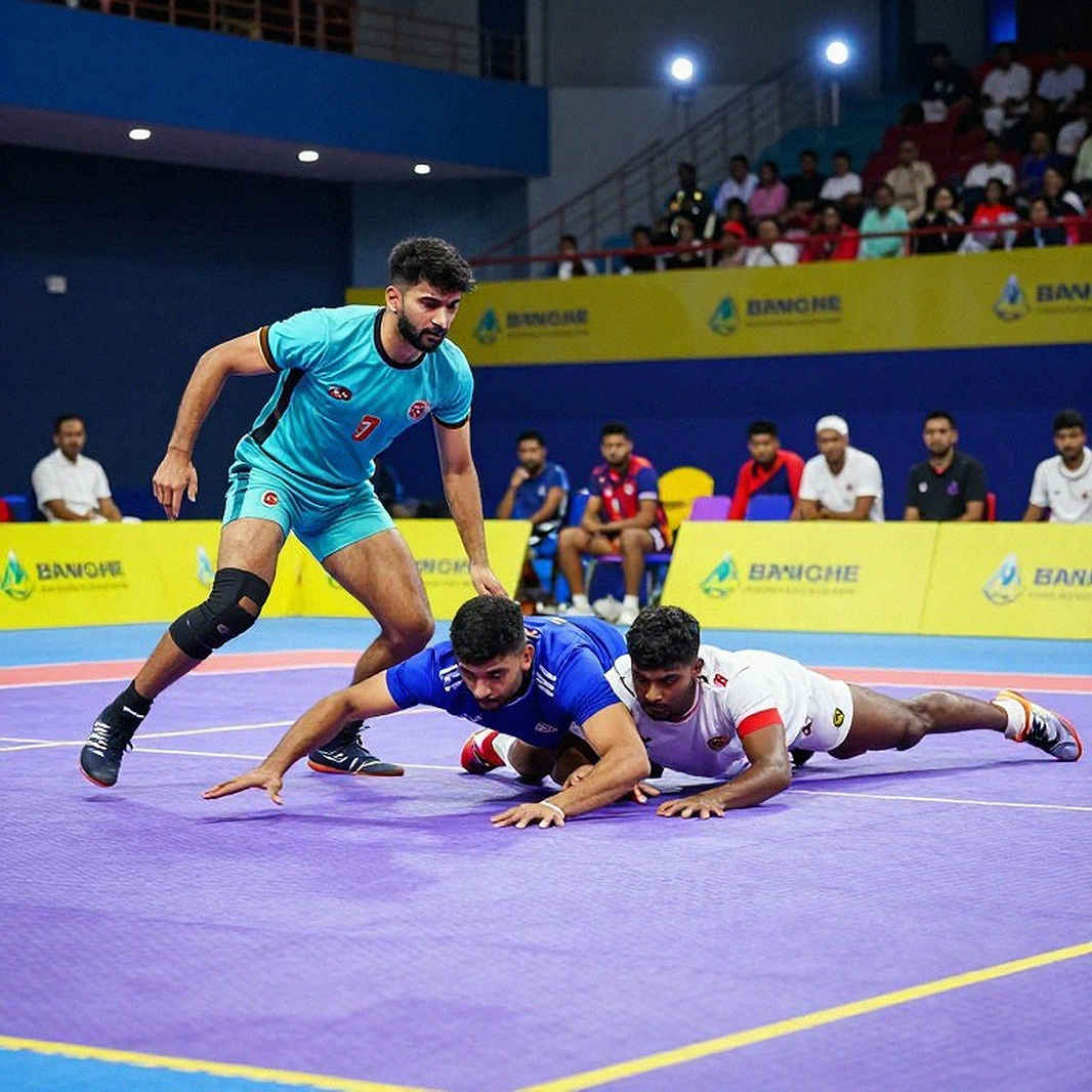 बोनस लाइन पर छह डिफेंडर: कबड्डी की कवरेज जिस नियम-परत को छोड़ देती है बोनस लाइन पर छह डिफेंडर: कबड्डी की कवरेज जिस नियम-परत को छोड़ देती है